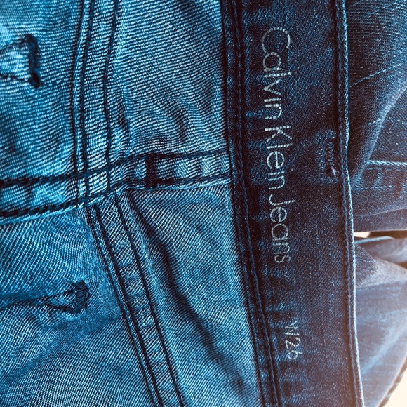Calvin Klein Ladies shorts - Picture 6 of 7